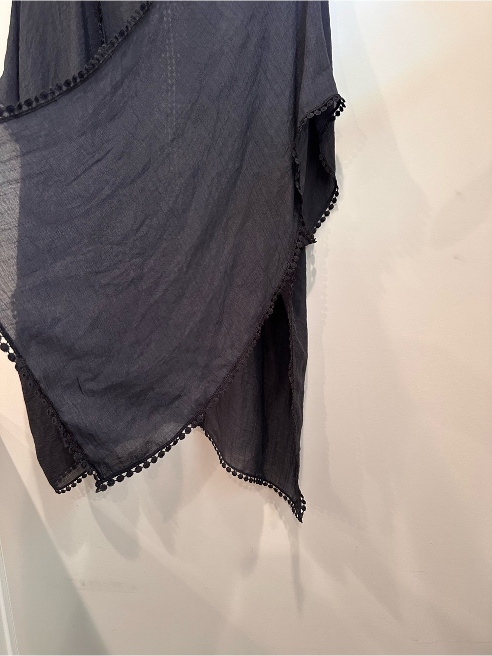 Steve Madden Black Lightweight Kimono Cover-Up with Pom Trim One Size - Picture 5 of 5